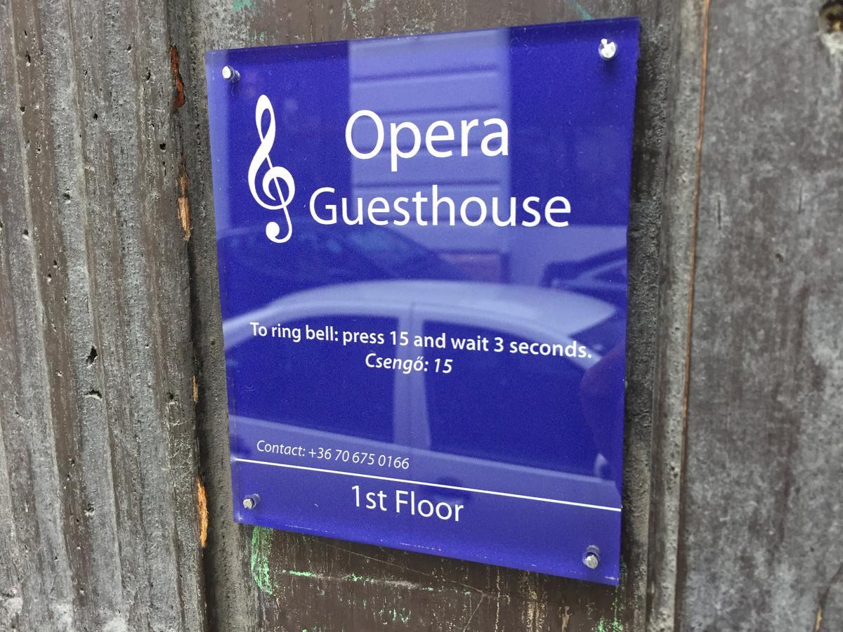 Opera Guesthouse บูดาเปสต์ ภายนอก รูปภาพ